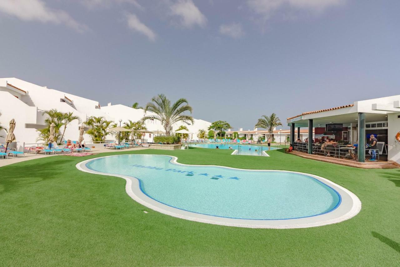 Huge Sunny Terrace Heated Pool * Costa Adeje (Tenerife)